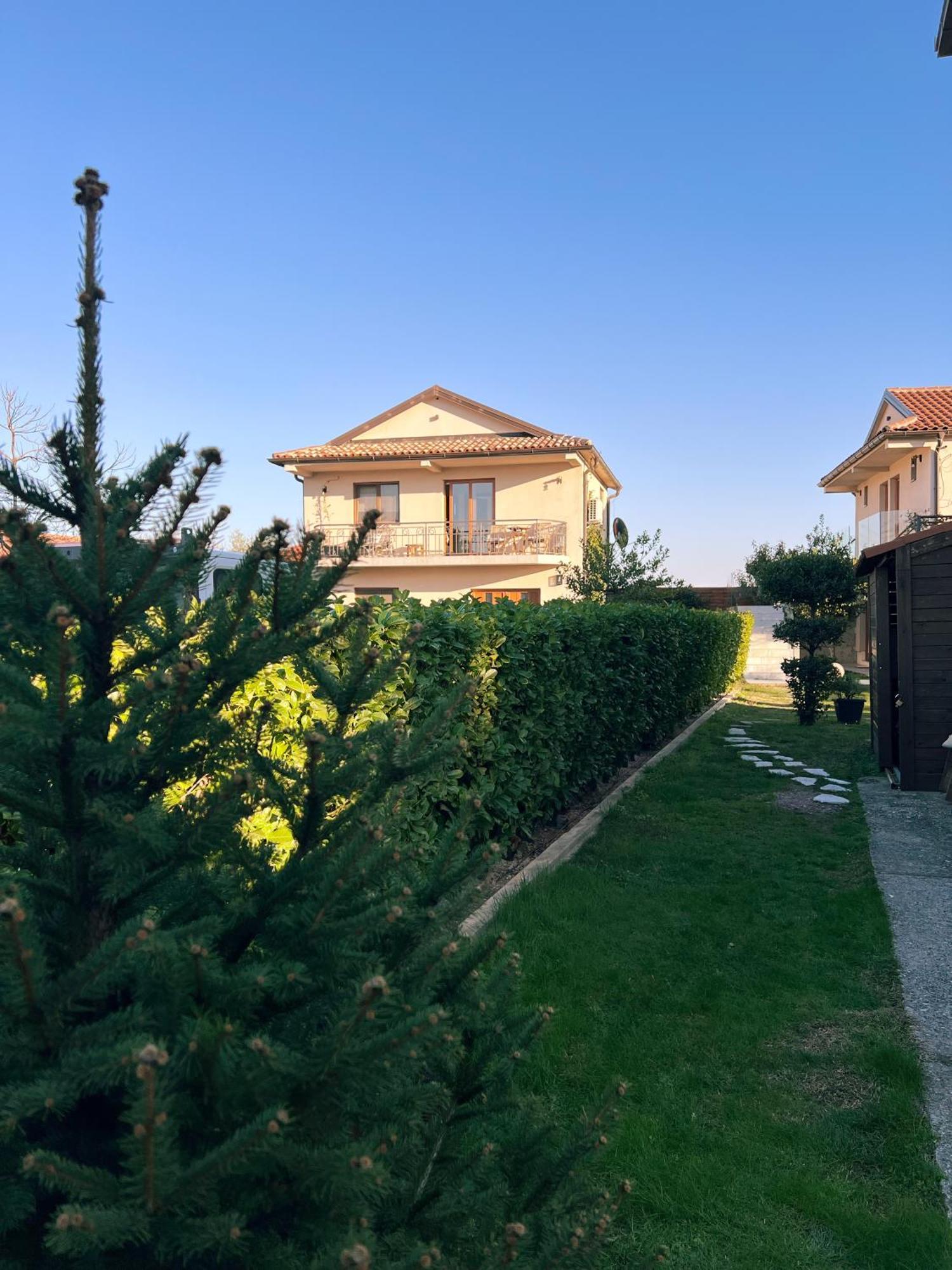 Apartments Aerodrom Podgorica Exterior photo
