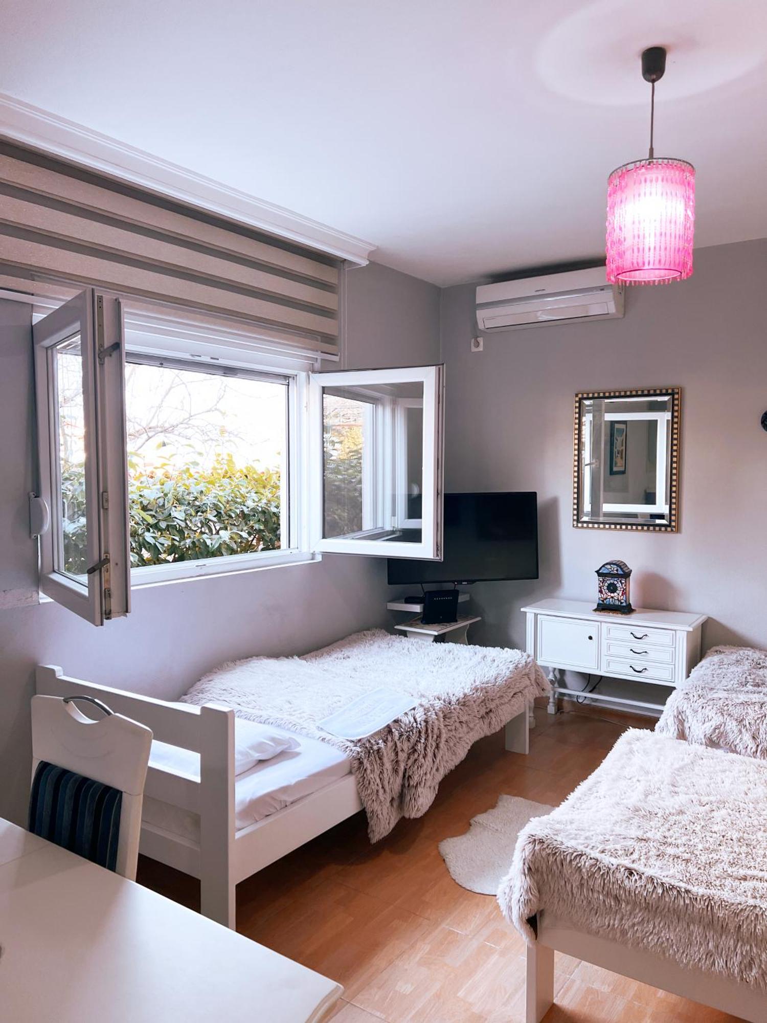 Apartments Aerodrom Podgorica Exterior photo